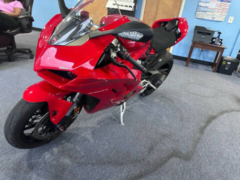 2021 Ducati Panigale V4 for sale at Carz Unlimited in Richmond VA