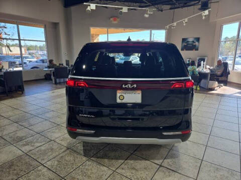2023 Kia Carnival EX
