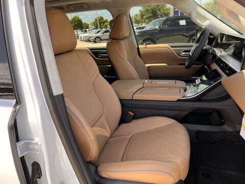2026 Infiniti QX80 Luxe
