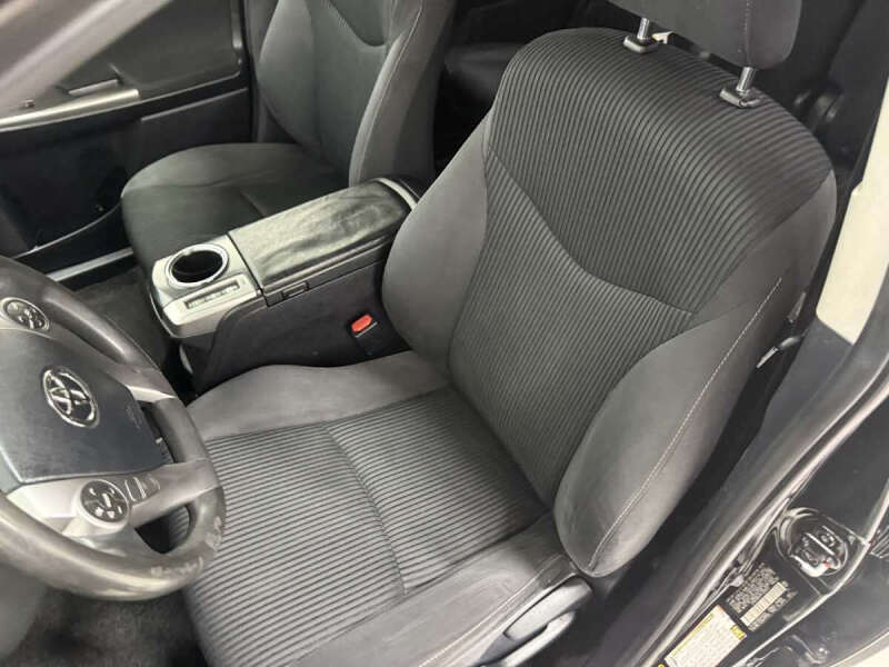 2015 Toyota Prius v Two