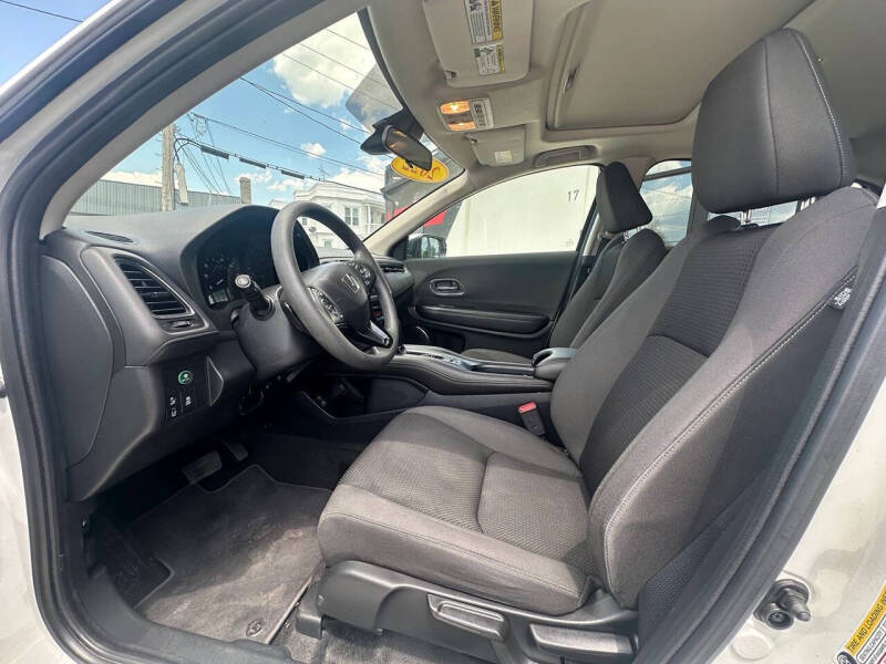 2022 Honda HR-V EX