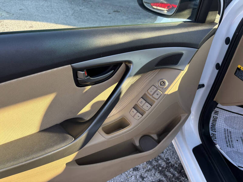 2013 Hyundai Elantra GLS