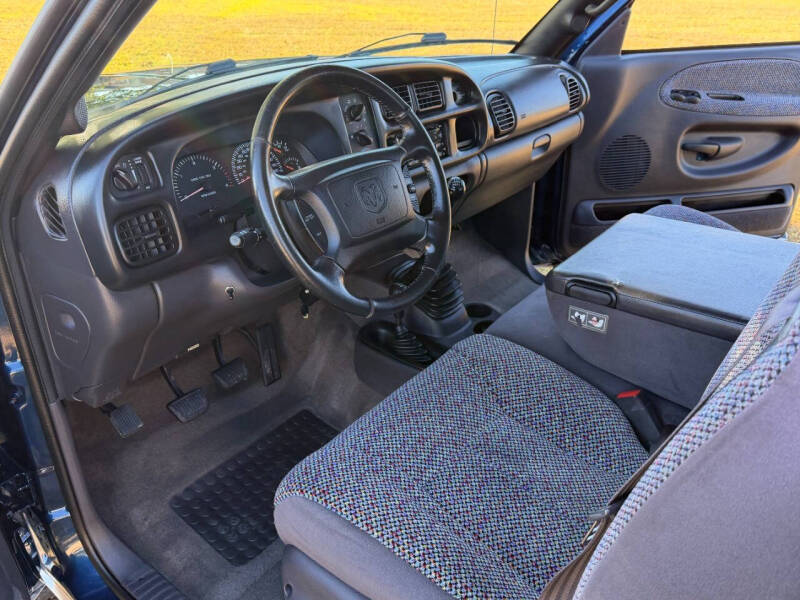 2002 Dodge Ram 2500 SLT Plus
