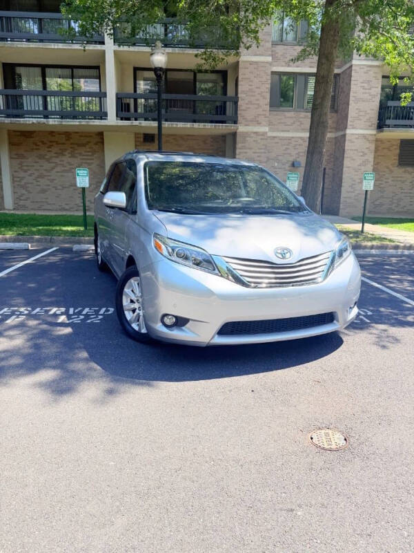 2015 Toyota Sienna Limited Premium 7-Passenger