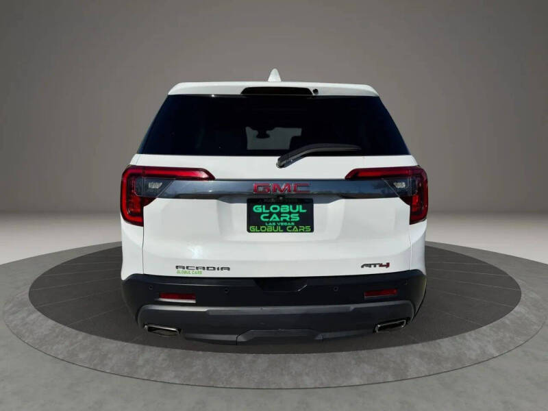 2021 GMC Acadia AT4