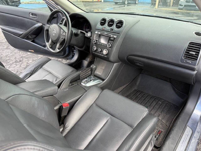 2012 Nissan Altima 3.5 SR