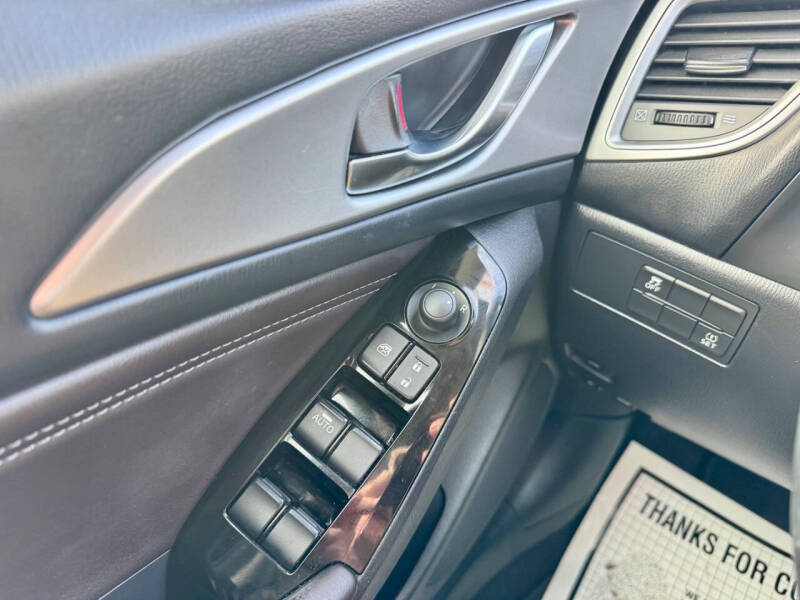 2018 Mazda MAZDA3 Touring