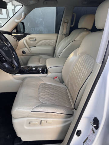 2020 Infiniti QX80 Luxe