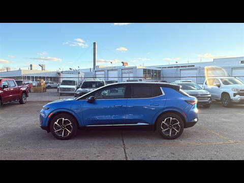 2025 Chevrolet Equinox EV LT 2