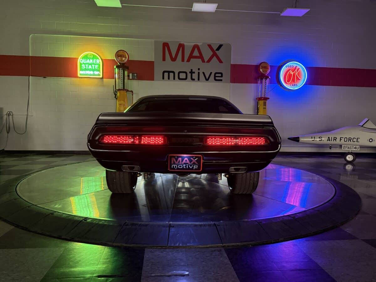 1970 Dodge Challenger 55
