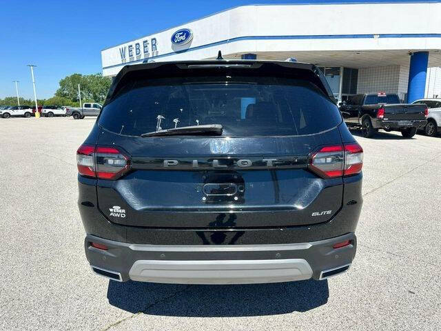 2023 Honda Pilot Elite