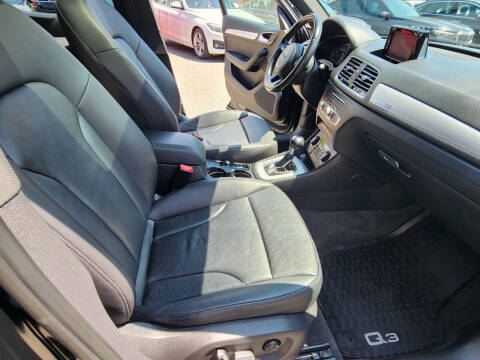 2017 Audi Q3 2.0T quattro Premium