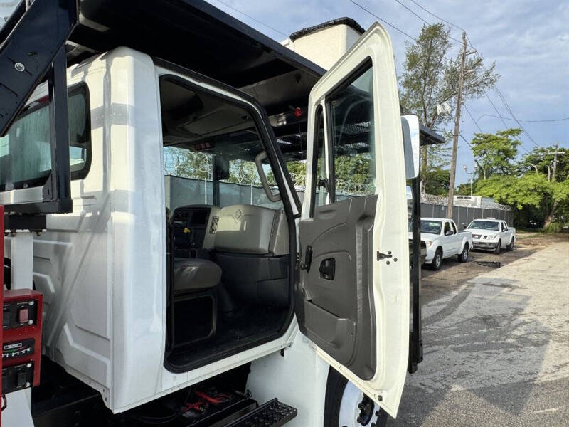 2017 International DuraStar 4300