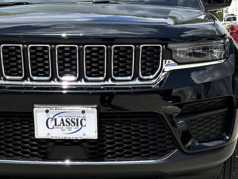 2025 Jeep Grand Cherokee Laredo X