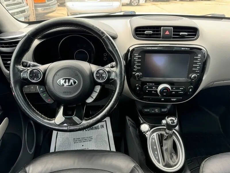 2016 Kia Soul +