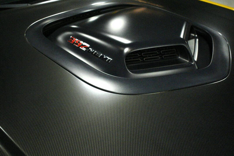 2018 Dodge Challenger 392 HEMI Scat Pack Shaker