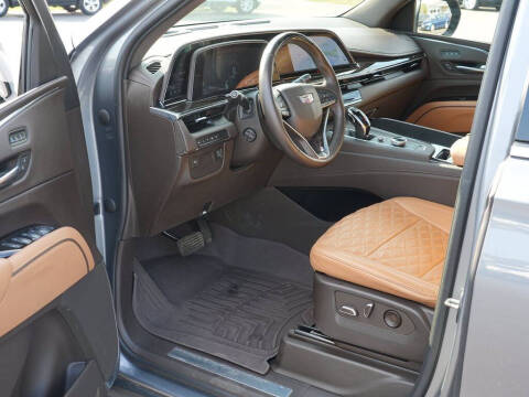 2022 Cadillac Escalade ESV Premium Luxury