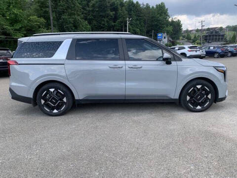 2025 Kia Carnival EX