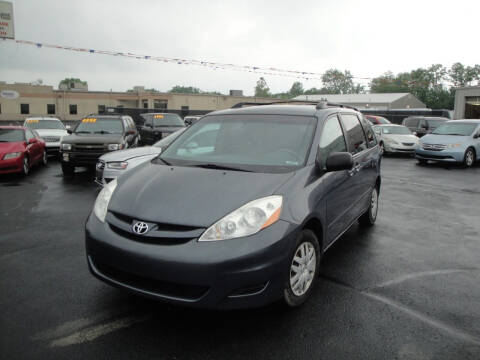 2009 Toyota Sienna for sale at A&S 1 Imports LLC in Cincinnati OH