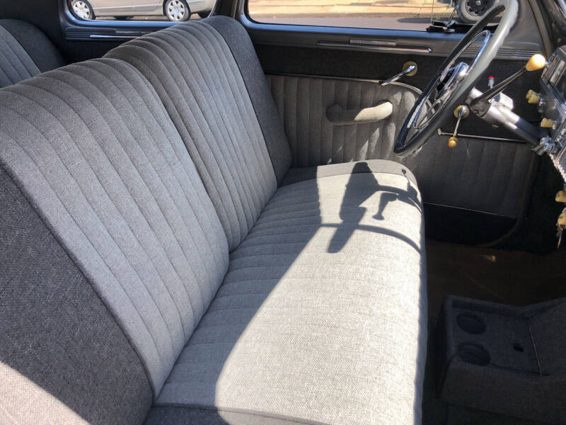 1948 Plymouth Super Deluxe