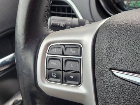 2012 Chrysler 200 Limited