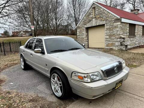 2007 Mercury Grand Marquis for sale at ARCH AUTO SALES in Saint Louis MO
