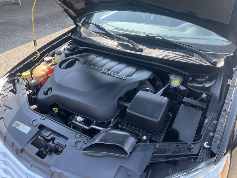 2014 Chrysler 200 Limited