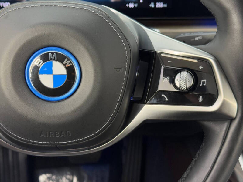 2024 BMW i7 eDrive50