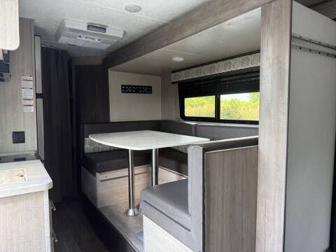 2022 Coachmen RV Catalina