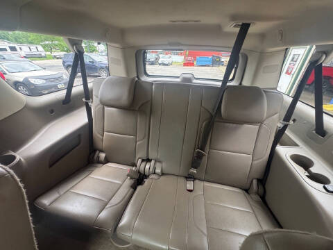 2017 Chevrolet Suburban LT