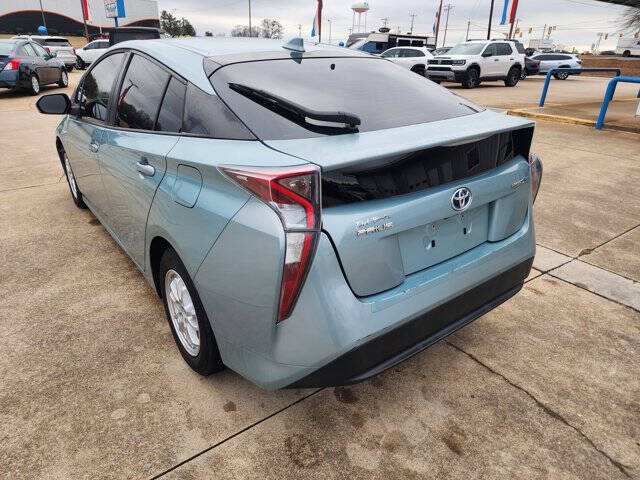 2016 Toyota Prius Two