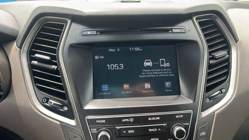 2018 Hyundai Santa Fe SE
