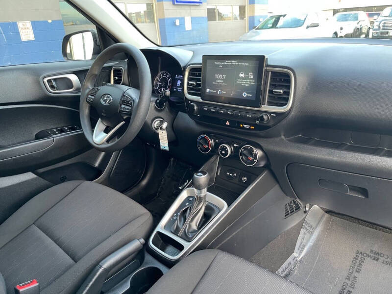 2021 Hyundai Venue SE