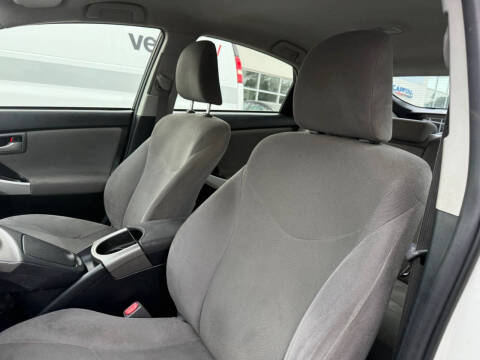 2014 Toyota Prius Two