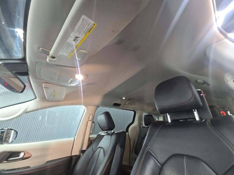 2018 Chrysler Pacifica Touring L Plus