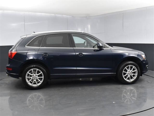 2011 Audi Q5 2.0T quattro Premium
