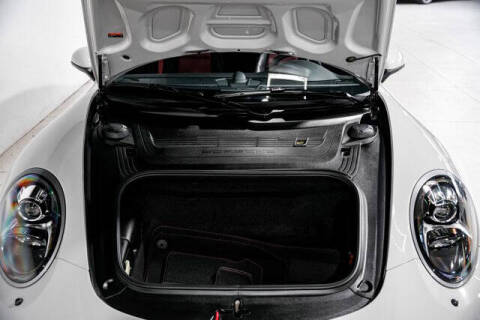 2018 Porsche 911 Carrera GTS