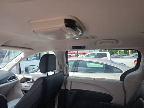 2018 Chrysler Pacifica Touring L