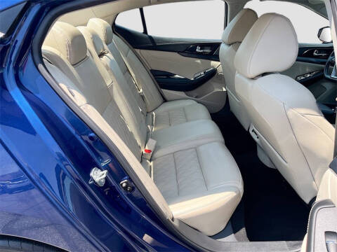 2023 Nissan Maxima 3.5 Platinum