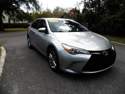 2015 Toyota Camry SE