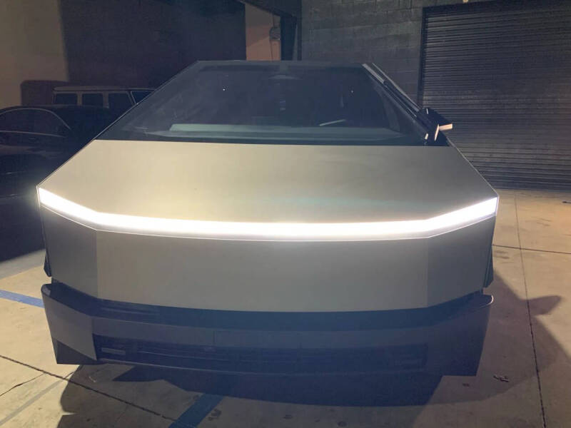 2024 Tesla Cybertruck