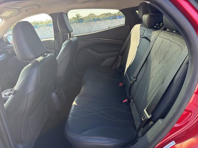 2022 Ford Mustang Mach-E California Route 1