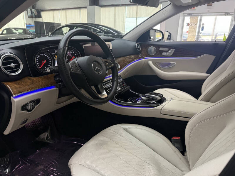 2017 Mercedes-Benz E-Class E 300 4MATIC