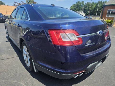 2011 Ford Taurus SEL