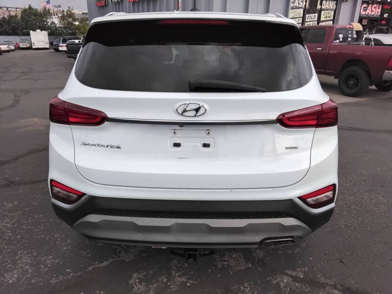 2019 Hyundai Santa Fe SE 2.4L