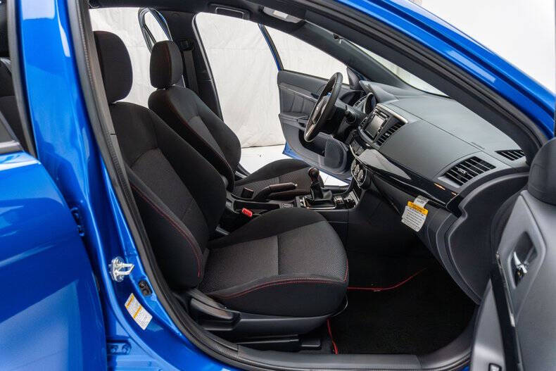 2015 Mitsubishi Lancer ES