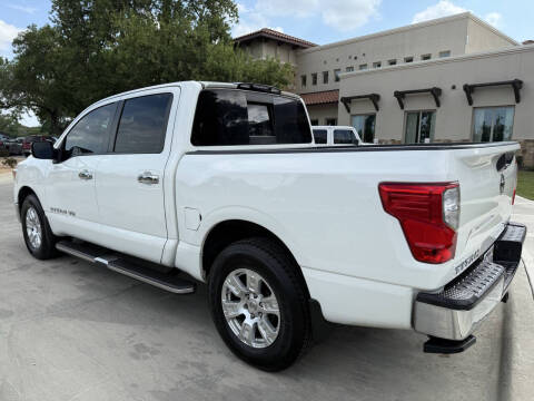 2019 Nissan Titan SV