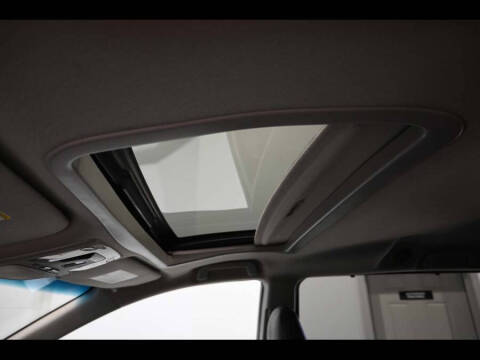 2013 Toyota Sienna SE 8-Passenger