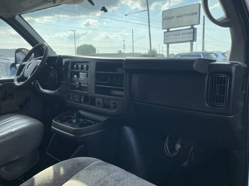 2011 GMC Savana 2500