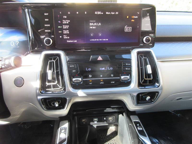 2023 Kia Sorento SX